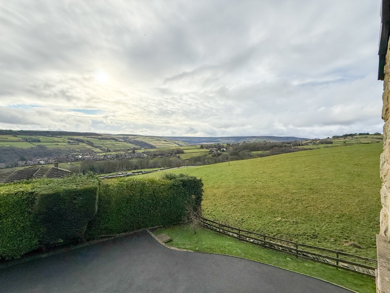 Images for Upperthong, Holmfirth