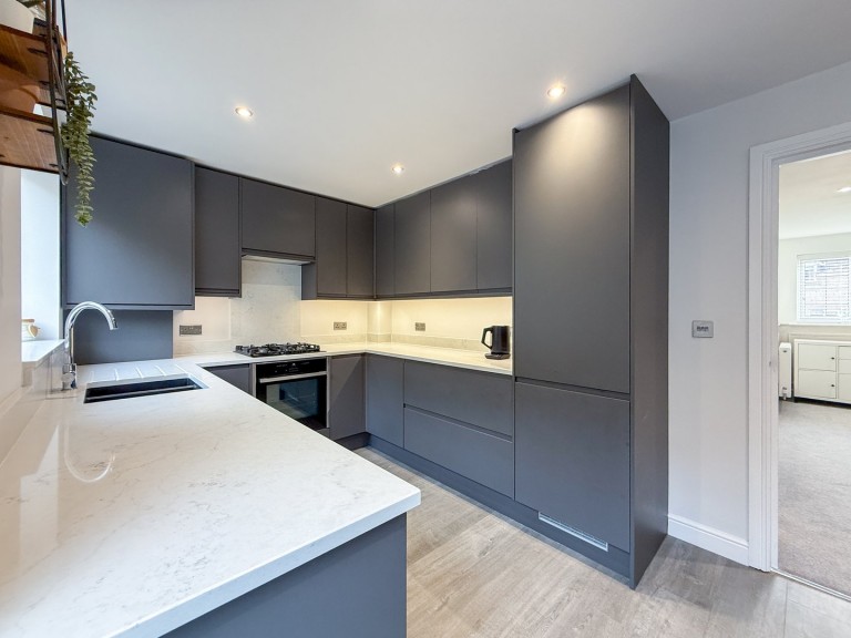 View Full Details for Longwood, Huddersfield