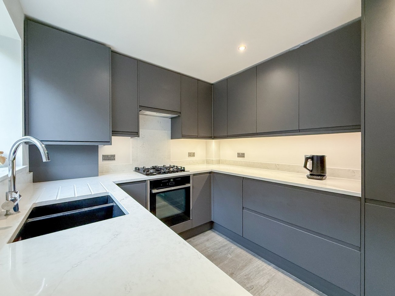 Images for Longwood, Huddersfield