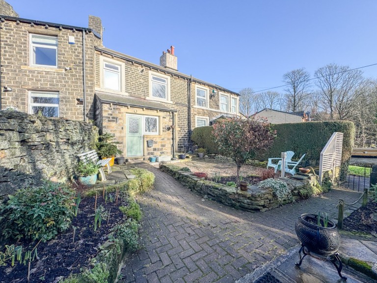 View Full Details for Berry Brow, Huddersfield