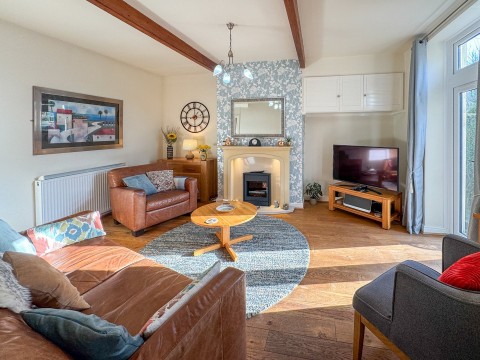 Click the photo for more details of Berry Brow, Huddersfield