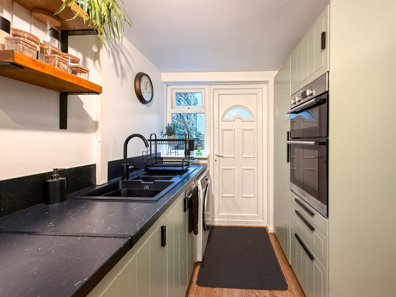 Images for Longwood, Huddersfield