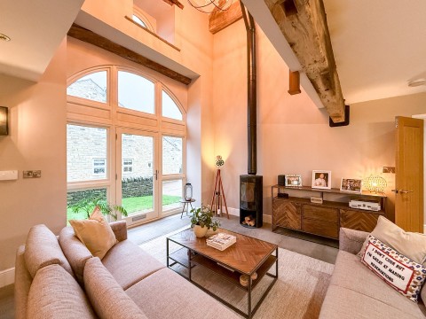 Click the photo for more details of Farnley Tyas, Huddersfield