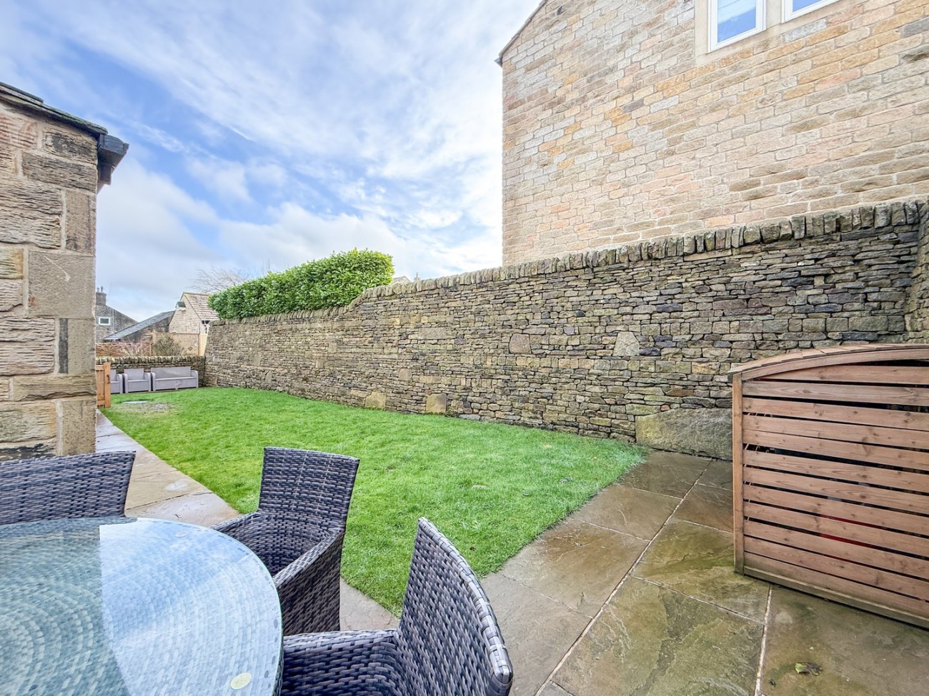 Images for Farnley Tyas, Huddersfield