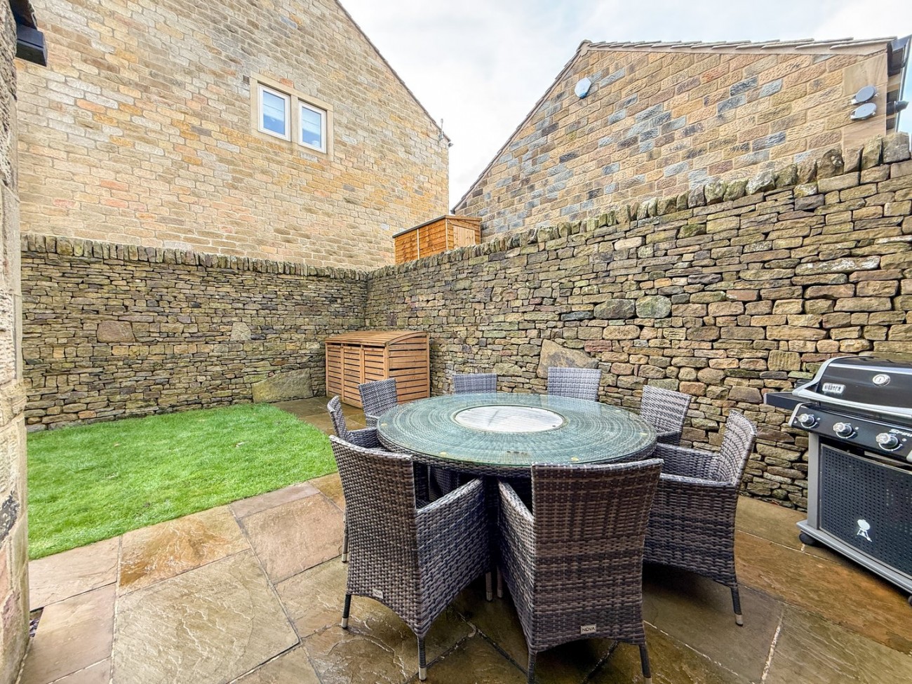 Images for Farnley Tyas, Huddersfield