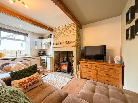 Click the photo for more details of Honley, Holmfirth