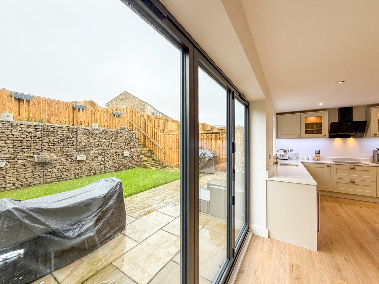 Images for Summer View, Holmfirth