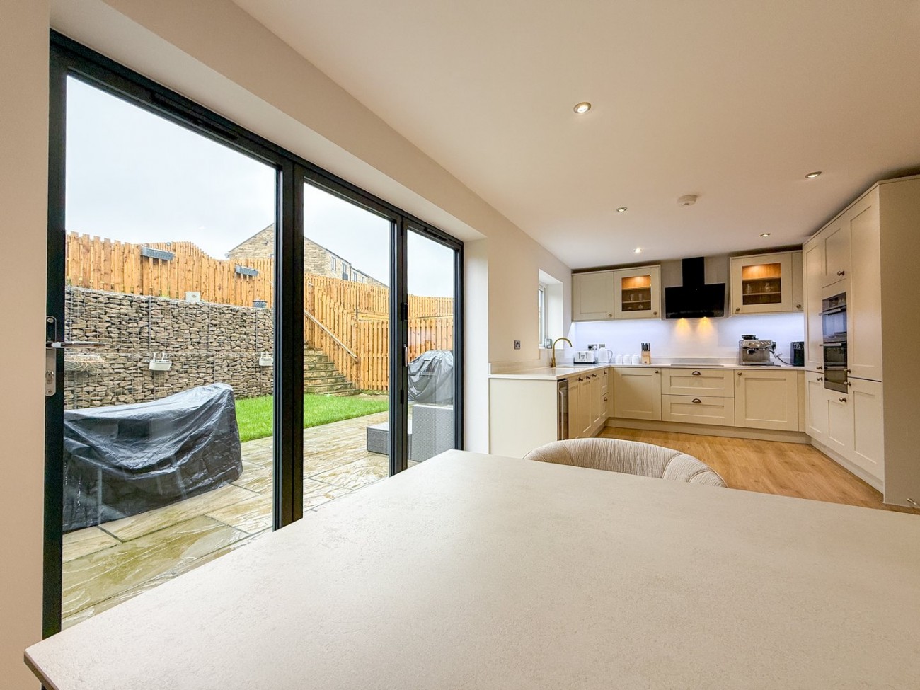 Images for Summer View, Holmfirth