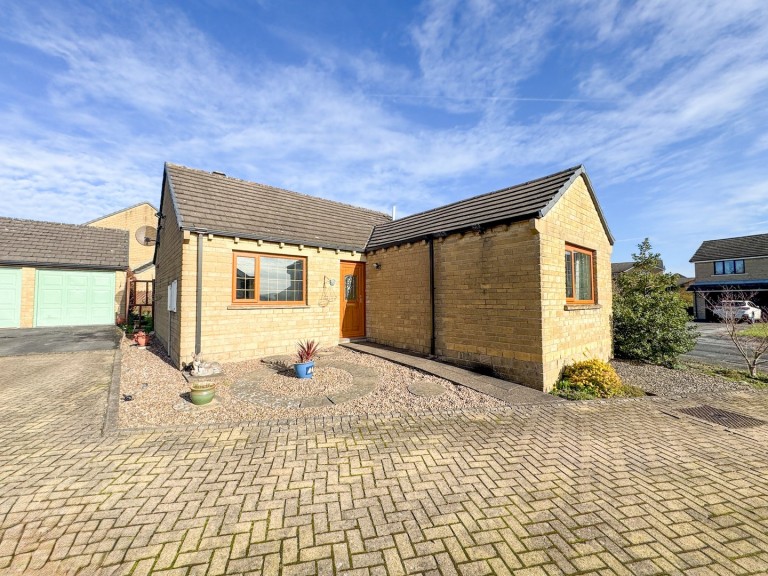 View Full Details for Netherton, Huddersfield