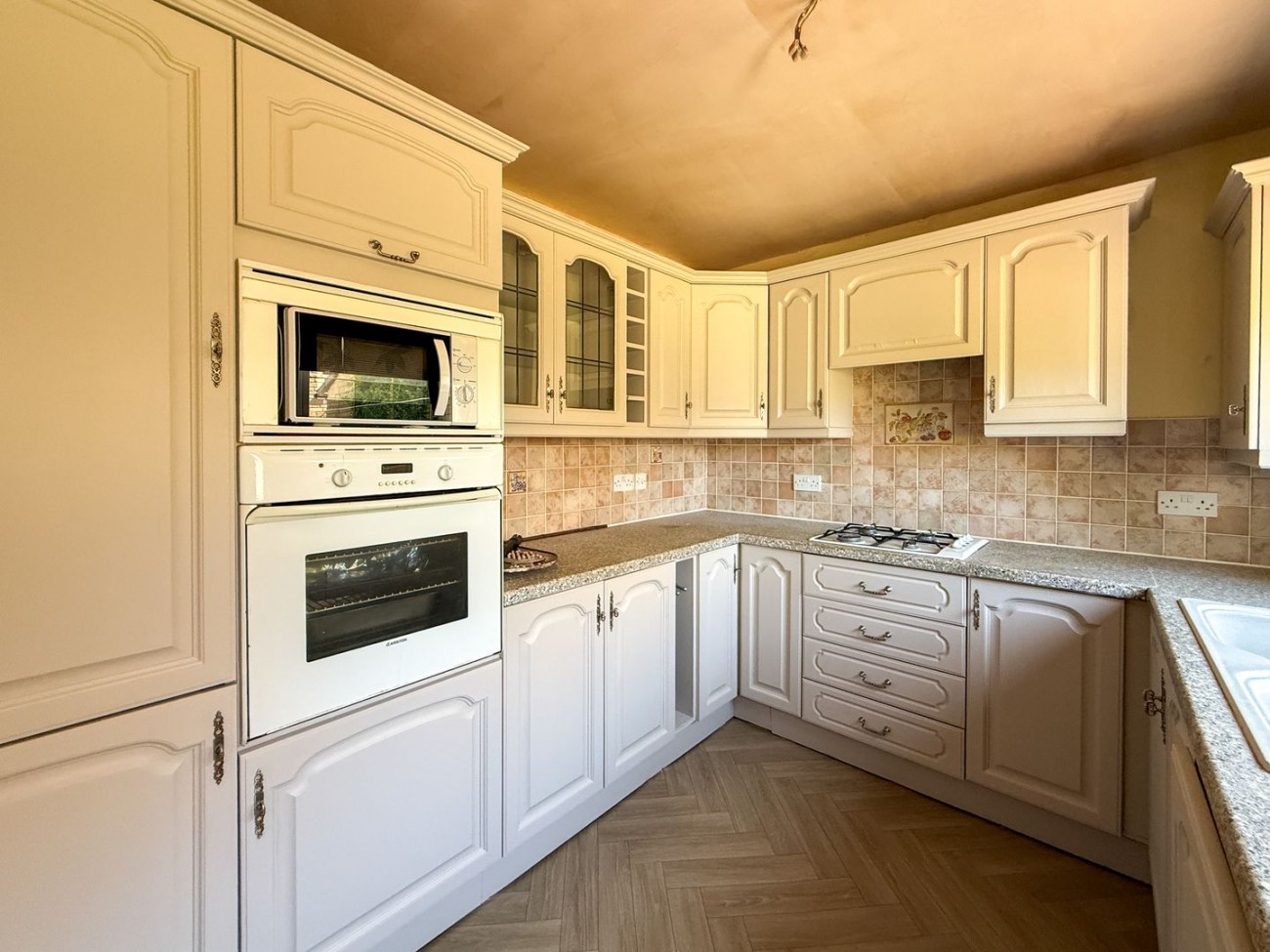 Images for Netherton, Huddersfield