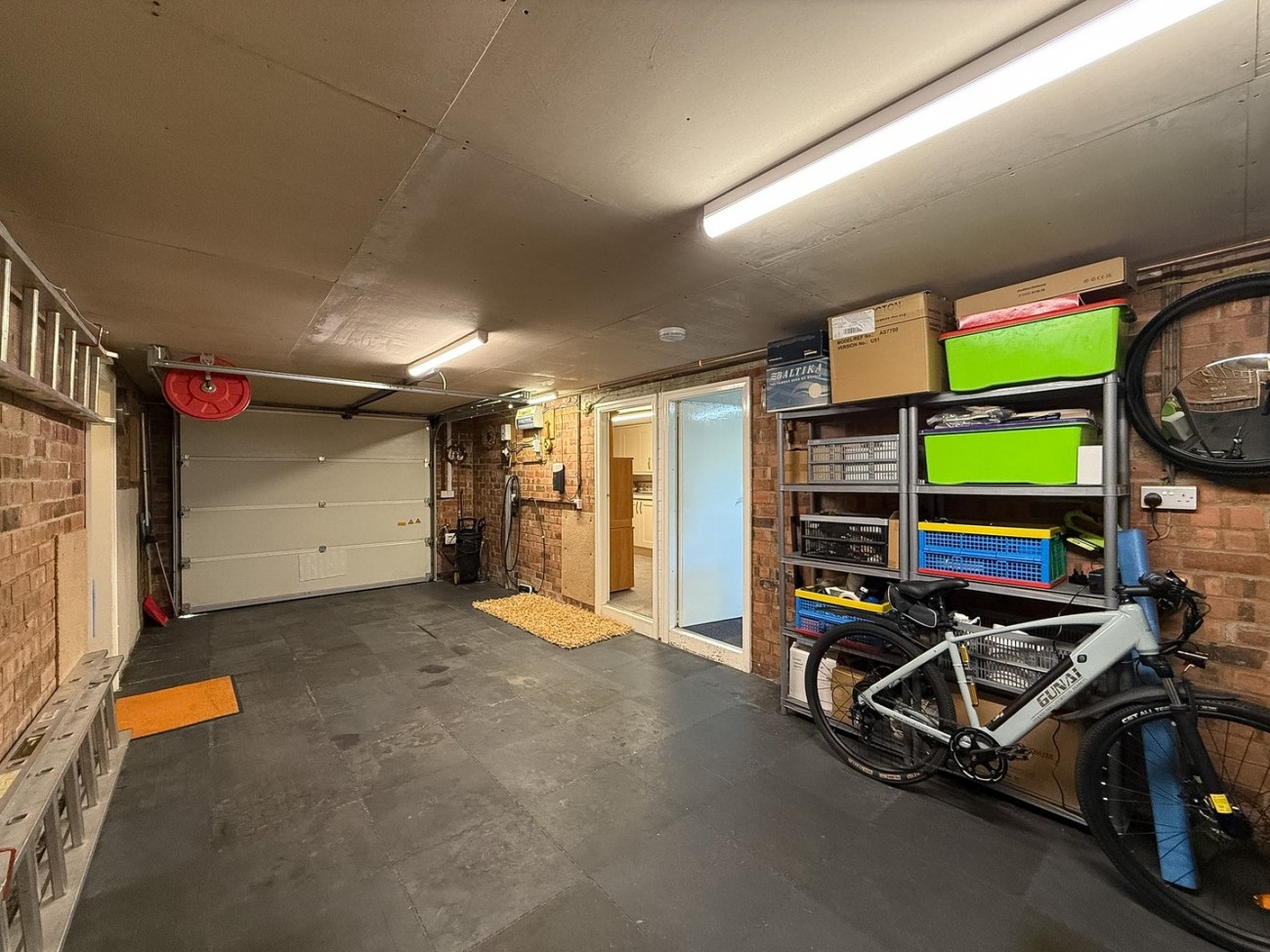 Images for Thongsbridge, Holmfirth