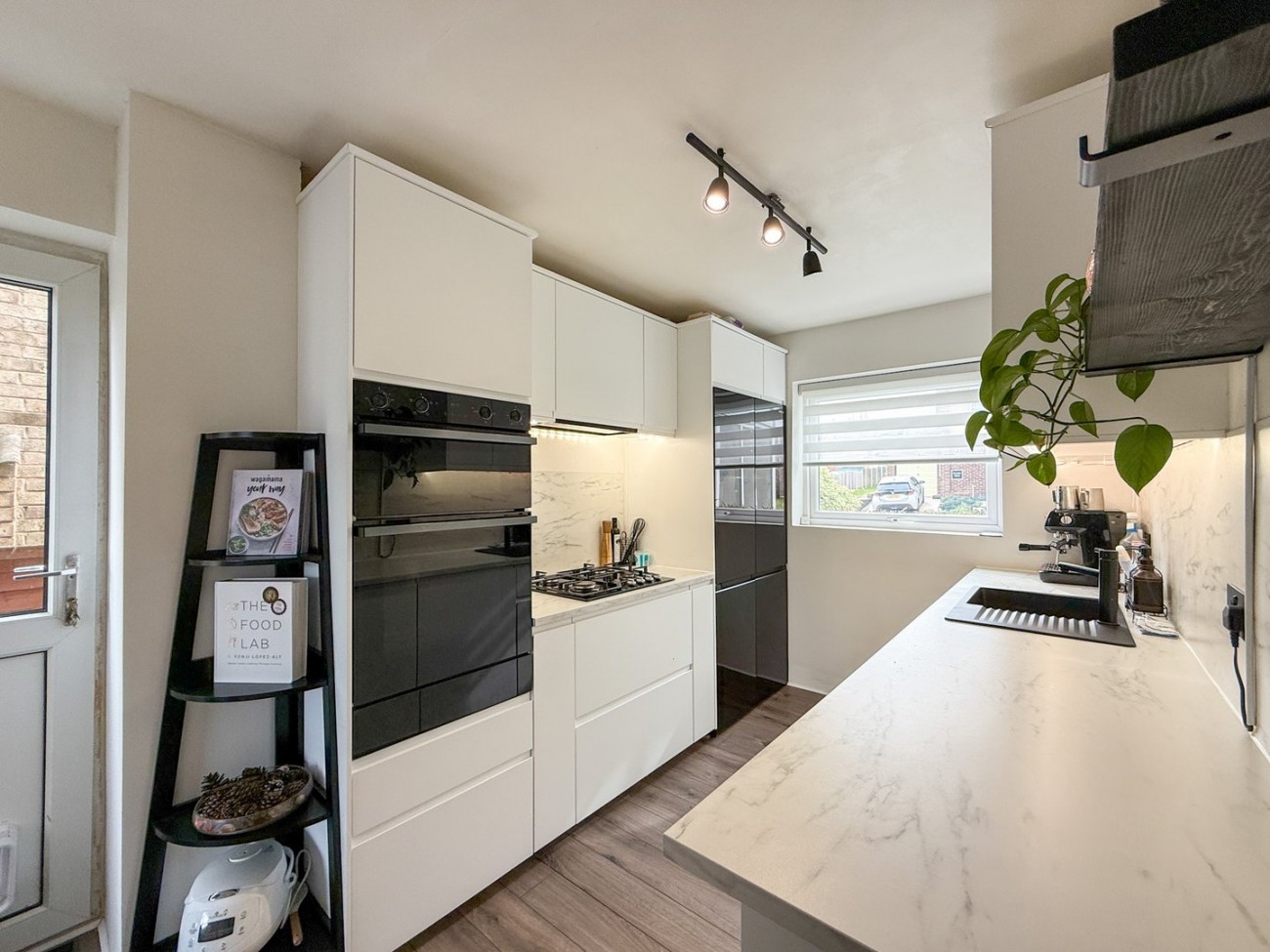 Images for Almondbury, Huddersfield