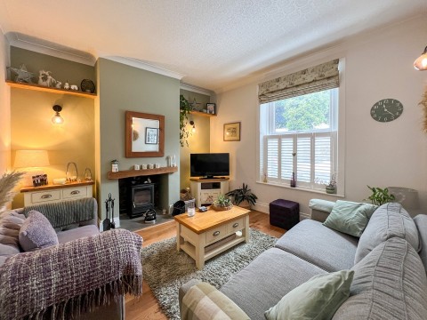 Click the photo for more details of Slaithwaite, Huddersfield