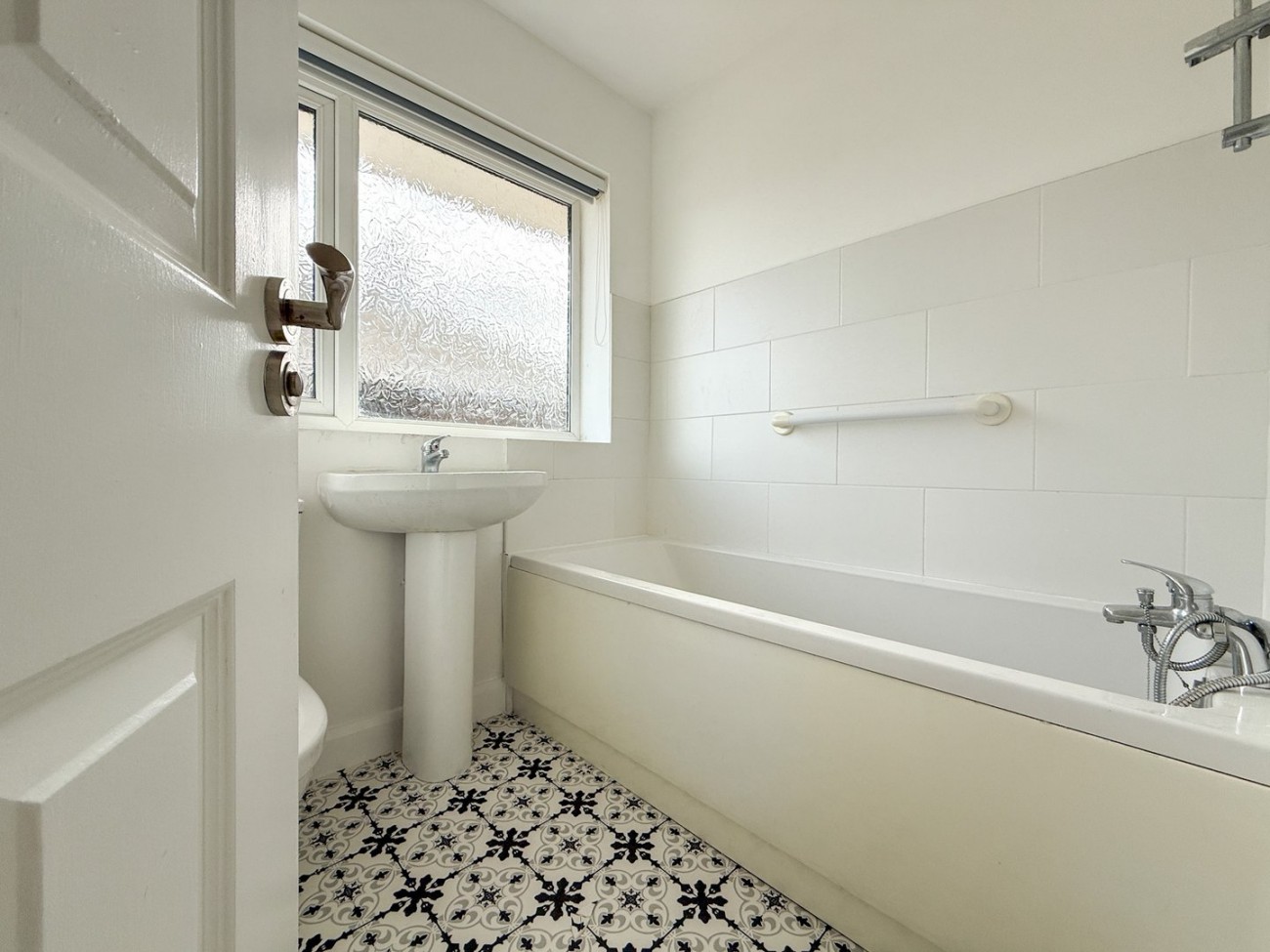 Images for Netherton, Huddersfield