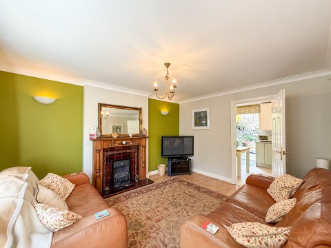 Click the photo for more details of Netherthong, Holmfirth