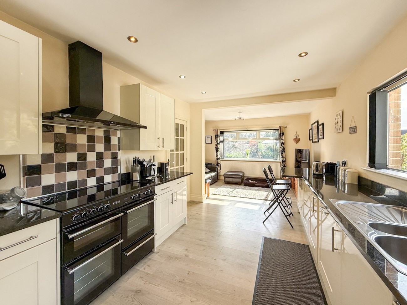 Images for Thongsbridge, Holmfirth