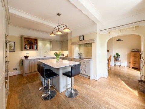 Click the photo for more details of Honley, Holmfirth