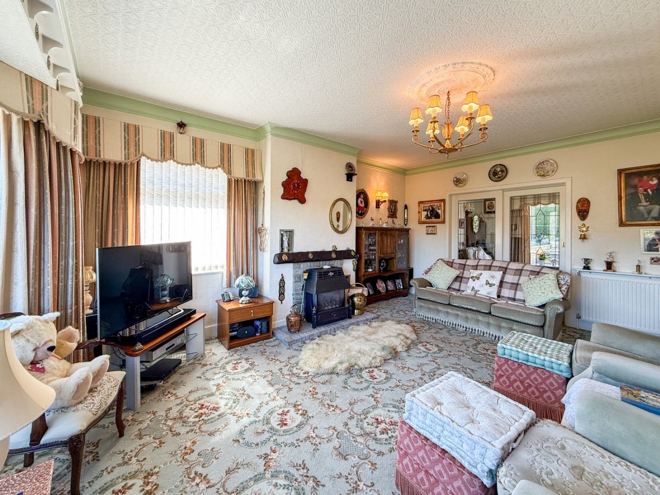 Images for Far End Lane, Honley, Holmfirth