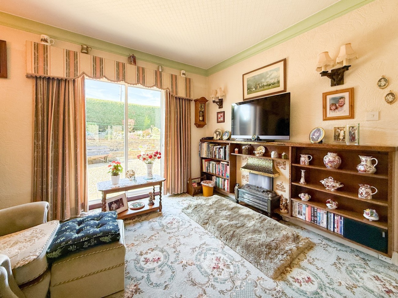 Images for Far End Lane, Honley, Holmfirth