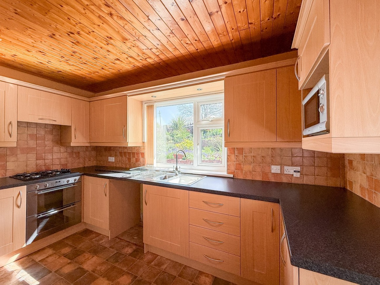 Images for Newsome, Huddersfield