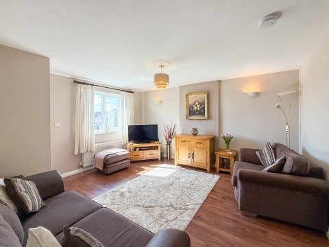 Click the photo for more details of Berry Brow, Huddersfield