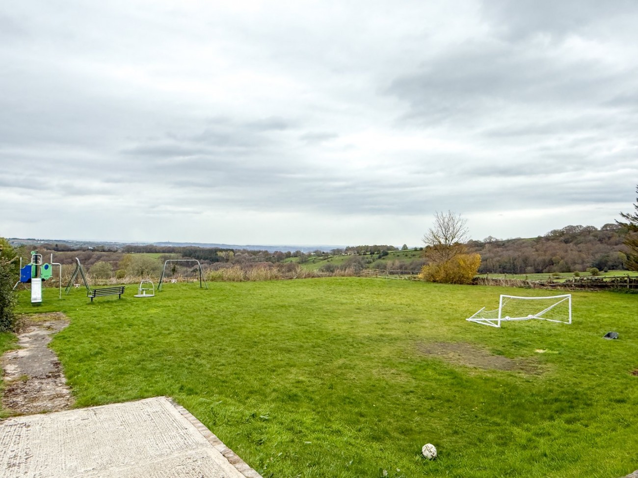 Images for Wilshaw, Holmfirth