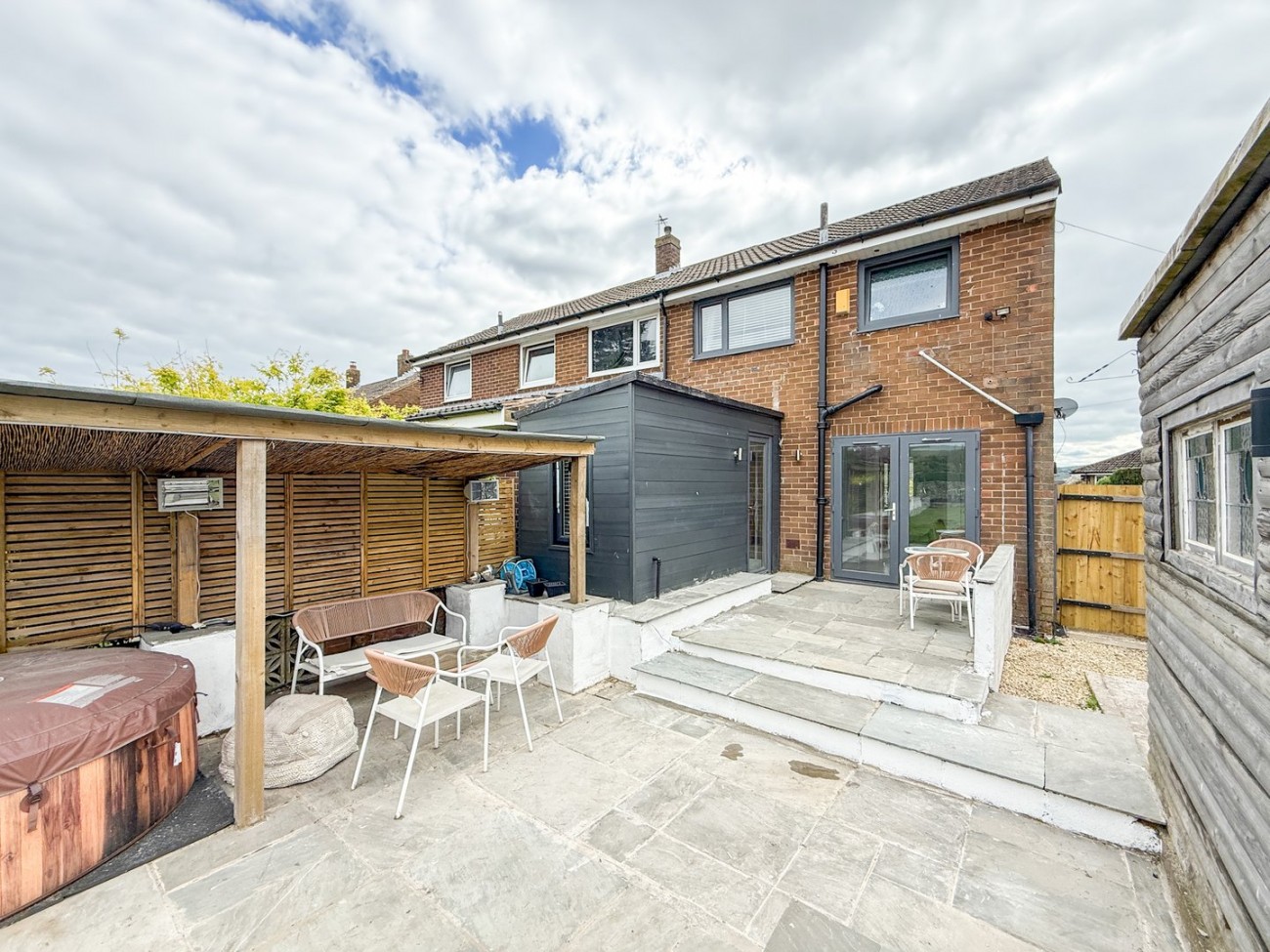 Images for Netherton, Huddersfield