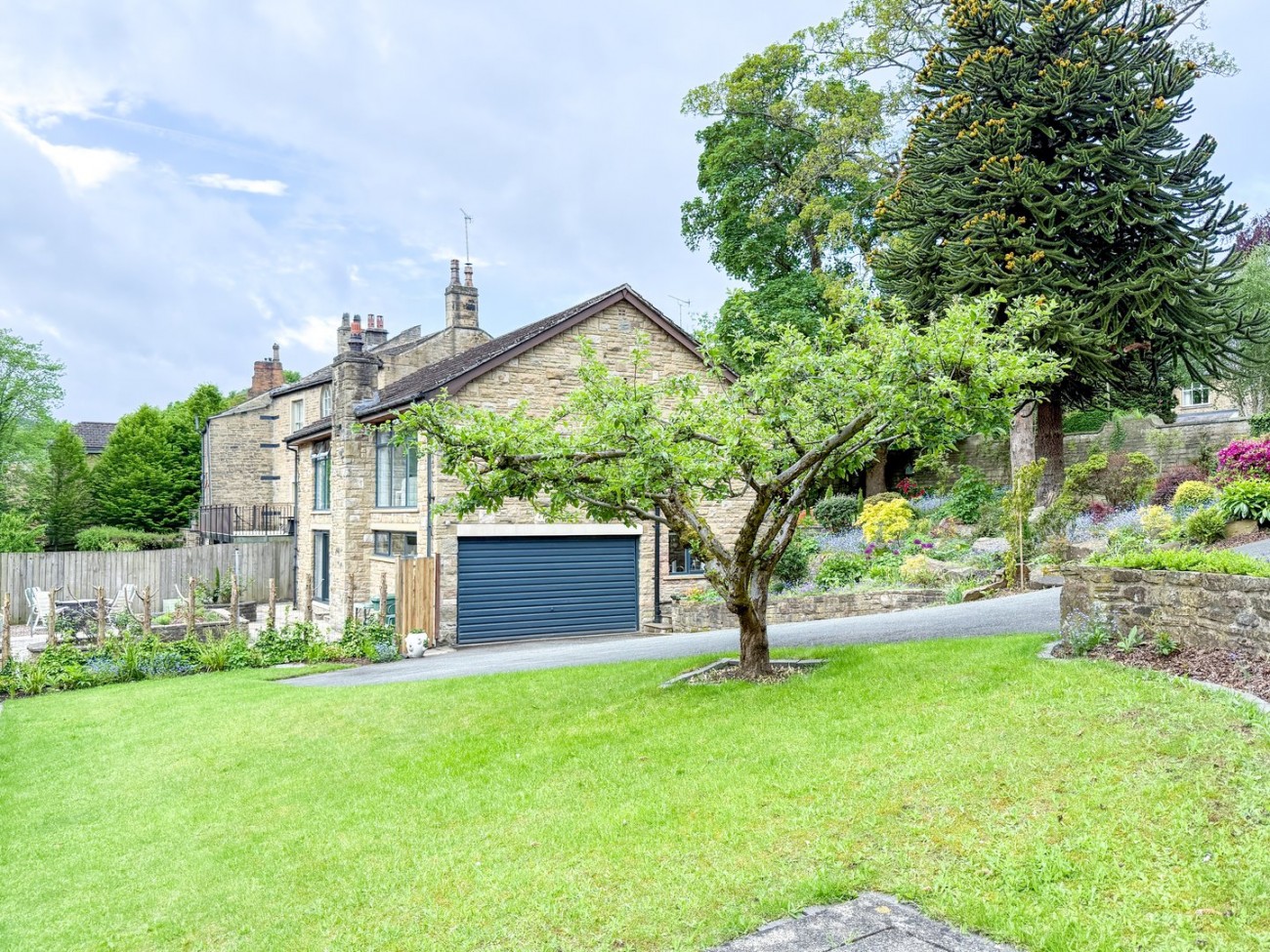Images for Huddersfield Road, Holmfirth