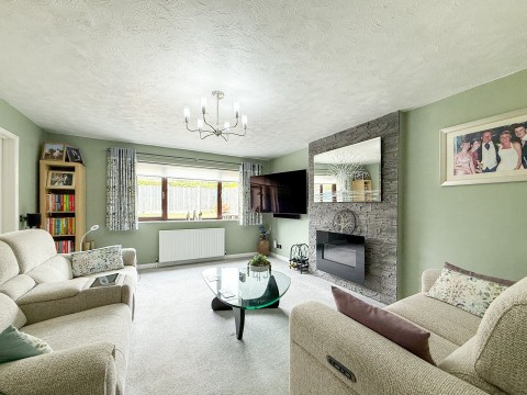 Click the photo for more details of Beaumont Park, Huddersfield