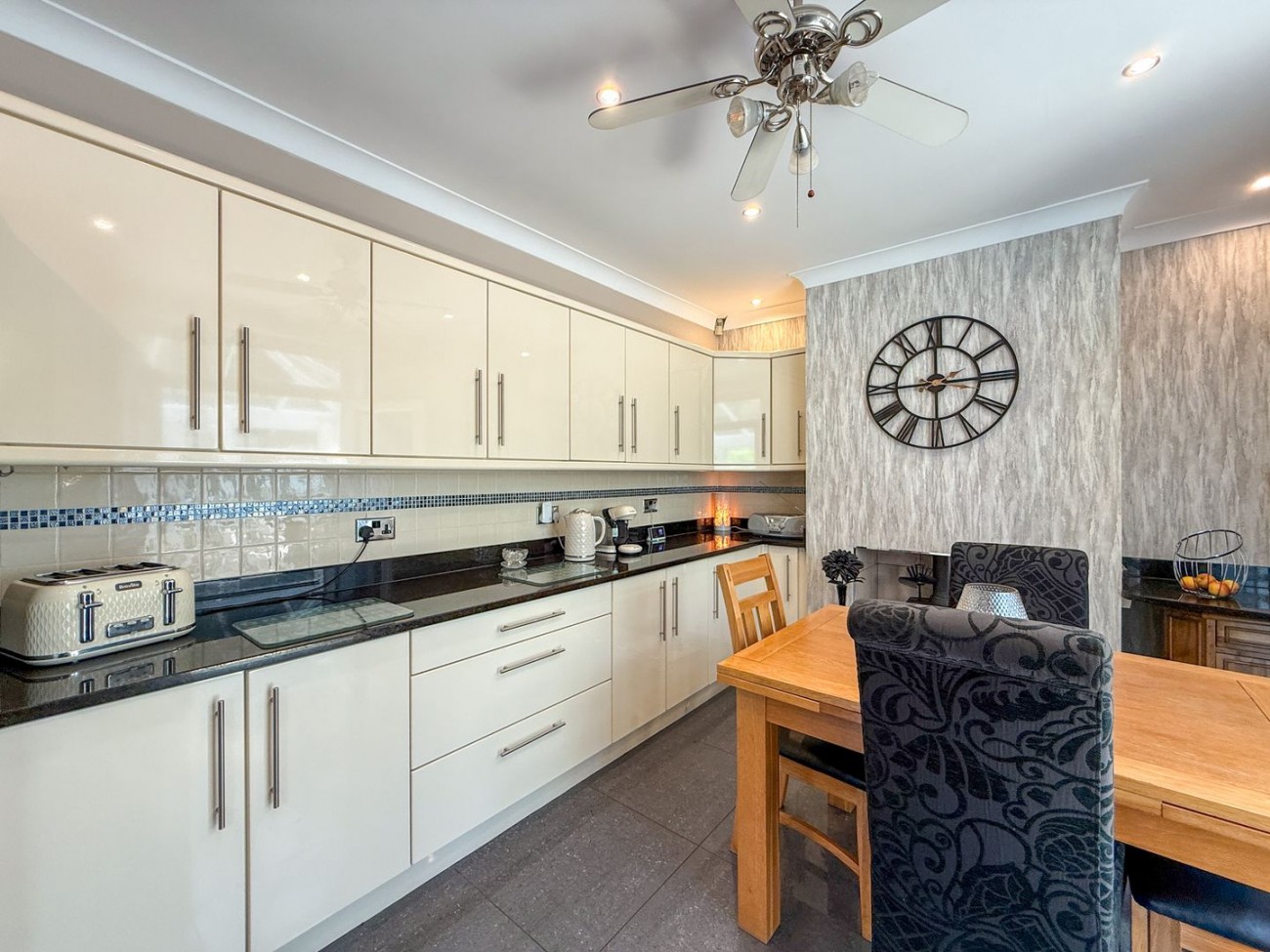 Images for Berry Brow, Huddersfield