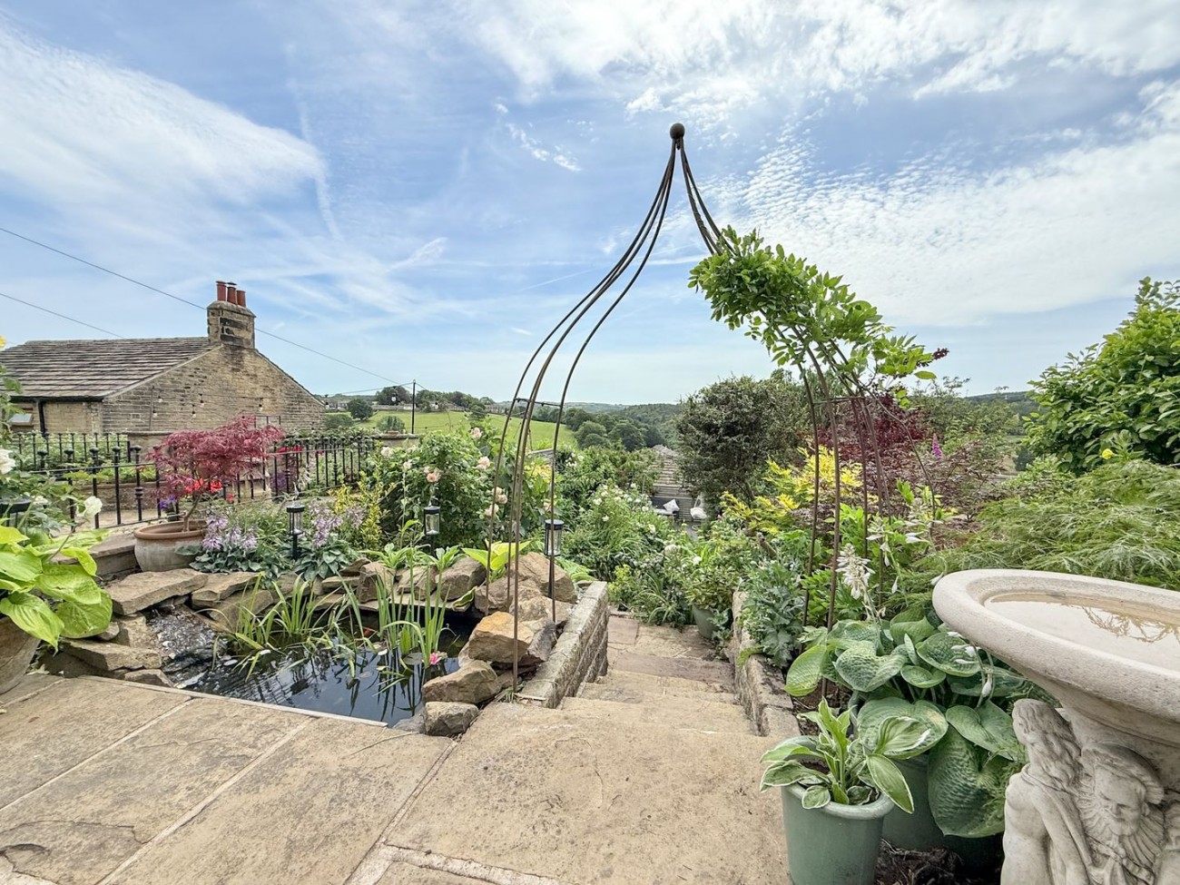 Images for Kirkburton, Huddersfield