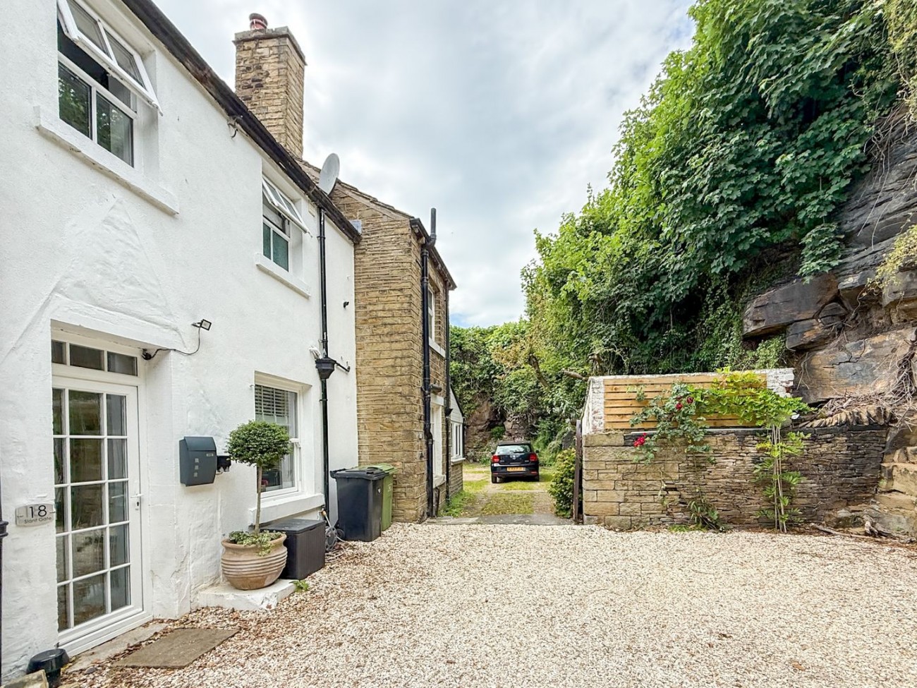 Images for Kirkburton, Huddersfield