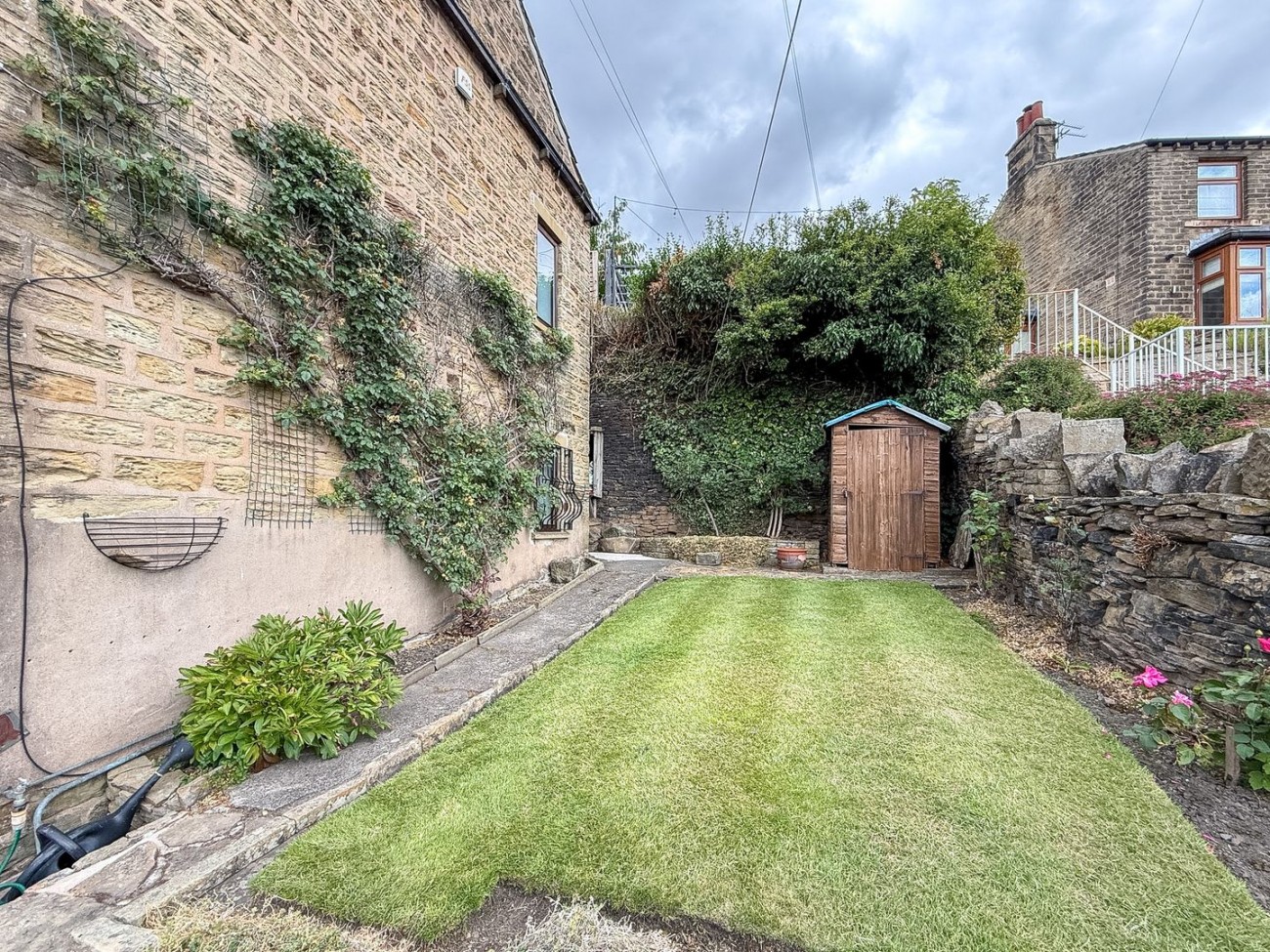 Images for Kirkburton, Huddersfield